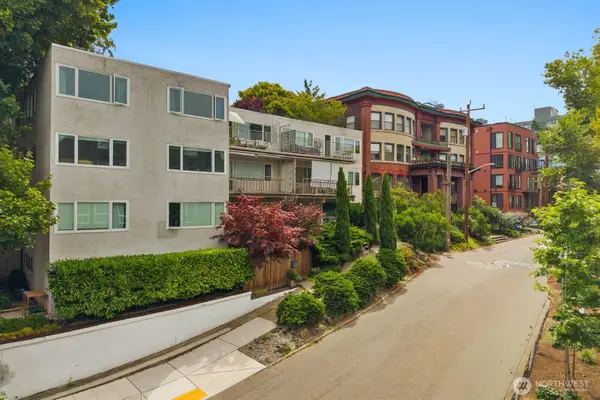 632 13th Avenue E #19, Seattle, WA 98102