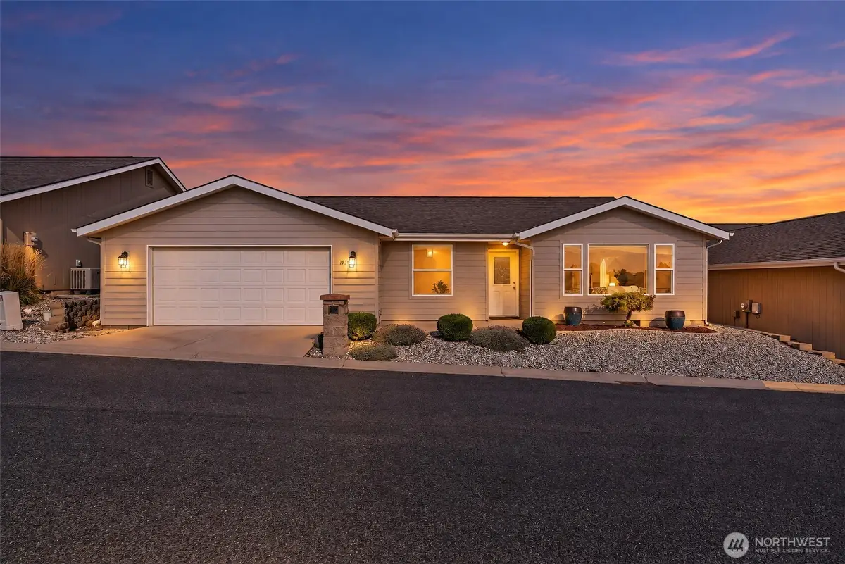 1838 Heritage Drive, Wenatchee, WA 98801 - #1