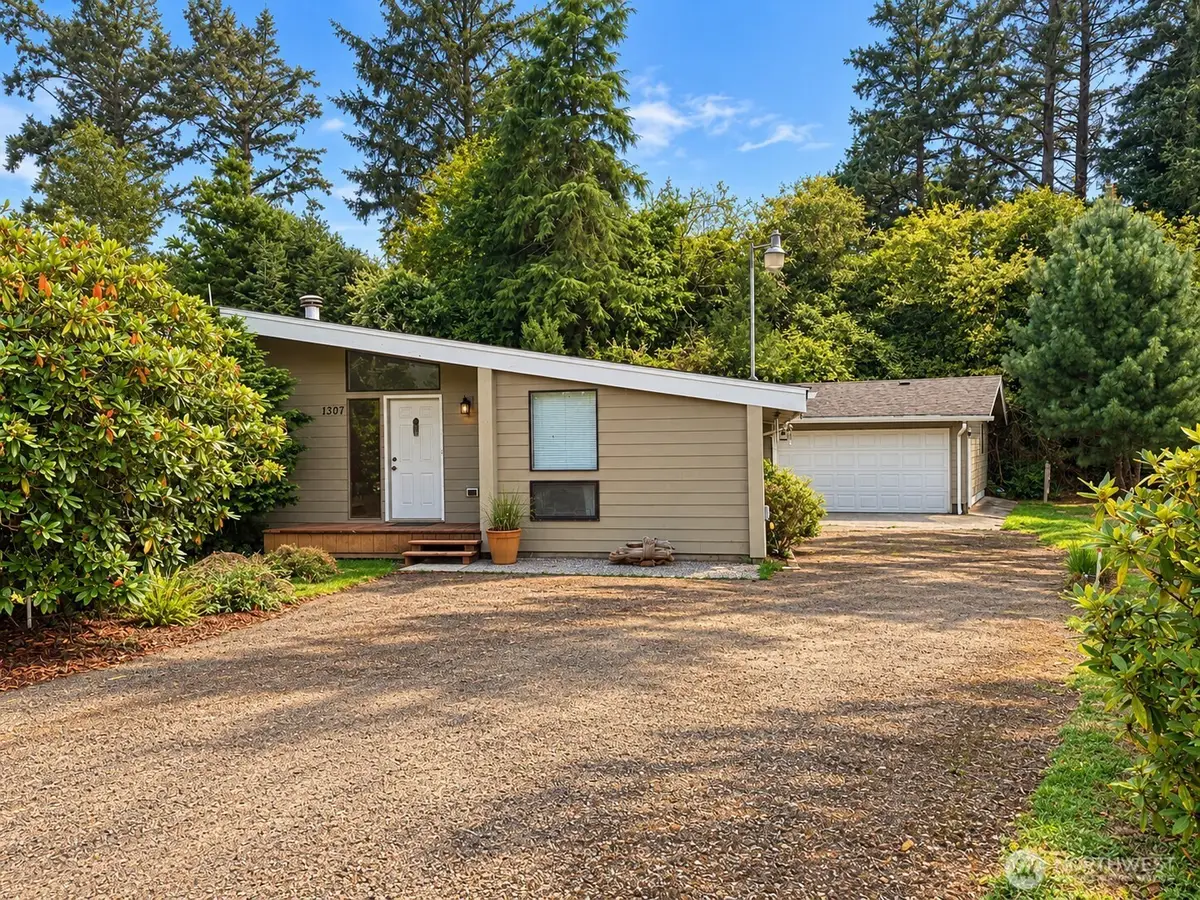 31307 L Street, Ocean Park, WA 98640 - #1