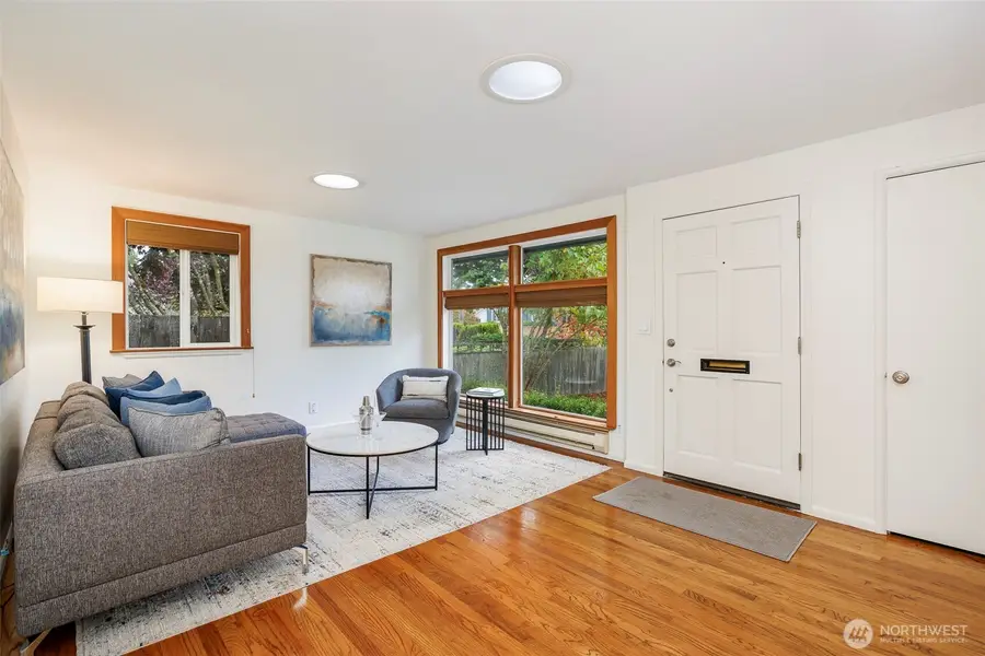 7529 31st Avenue Sw, Seattle, WA 98126 - #2