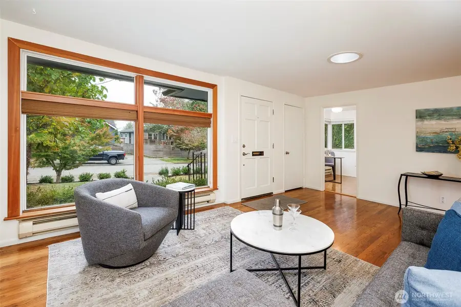7529 31st Avenue Sw, Seattle, WA 98126 - #3