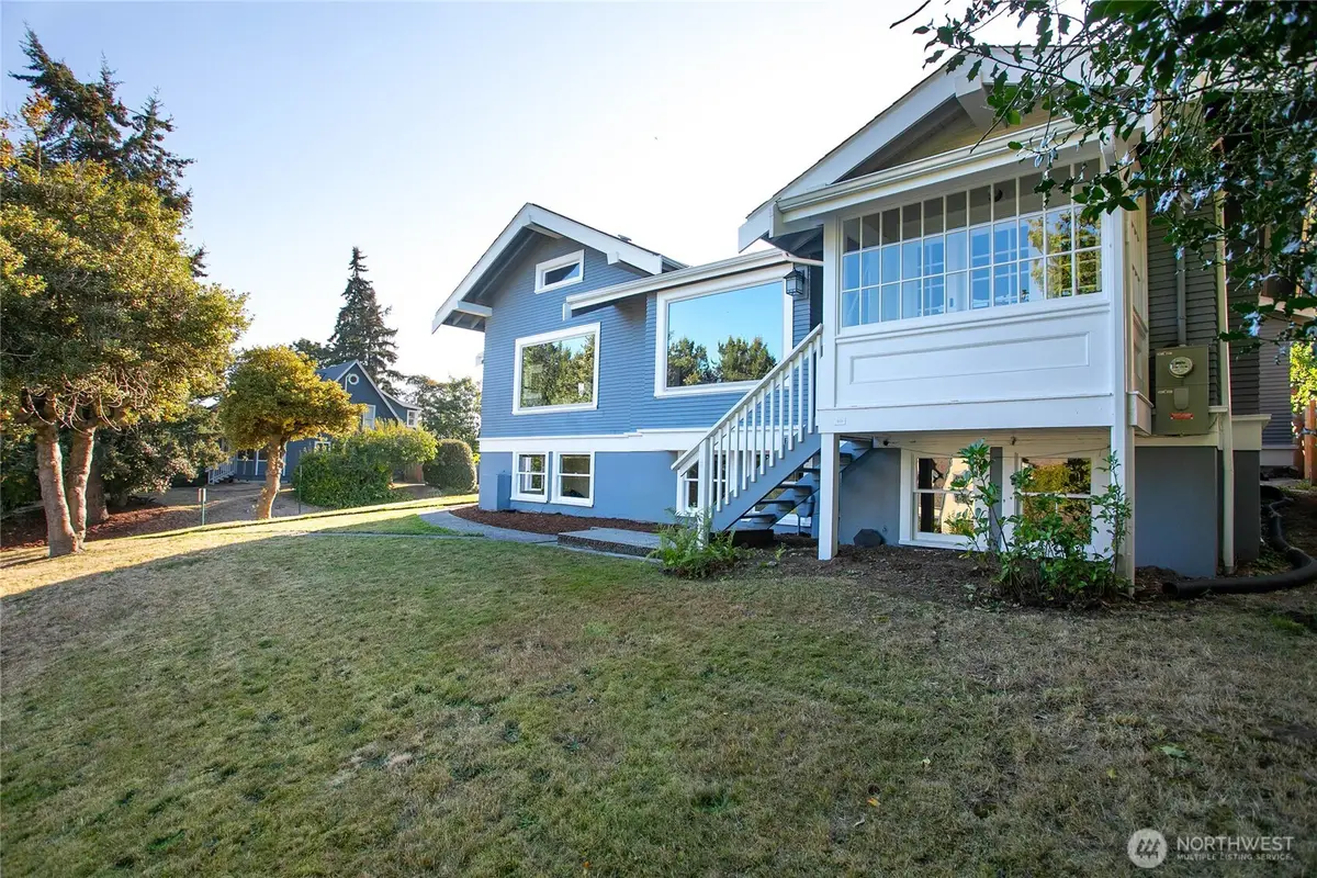 800 E Laurel Street, Bellingham, WA 98225 - #1