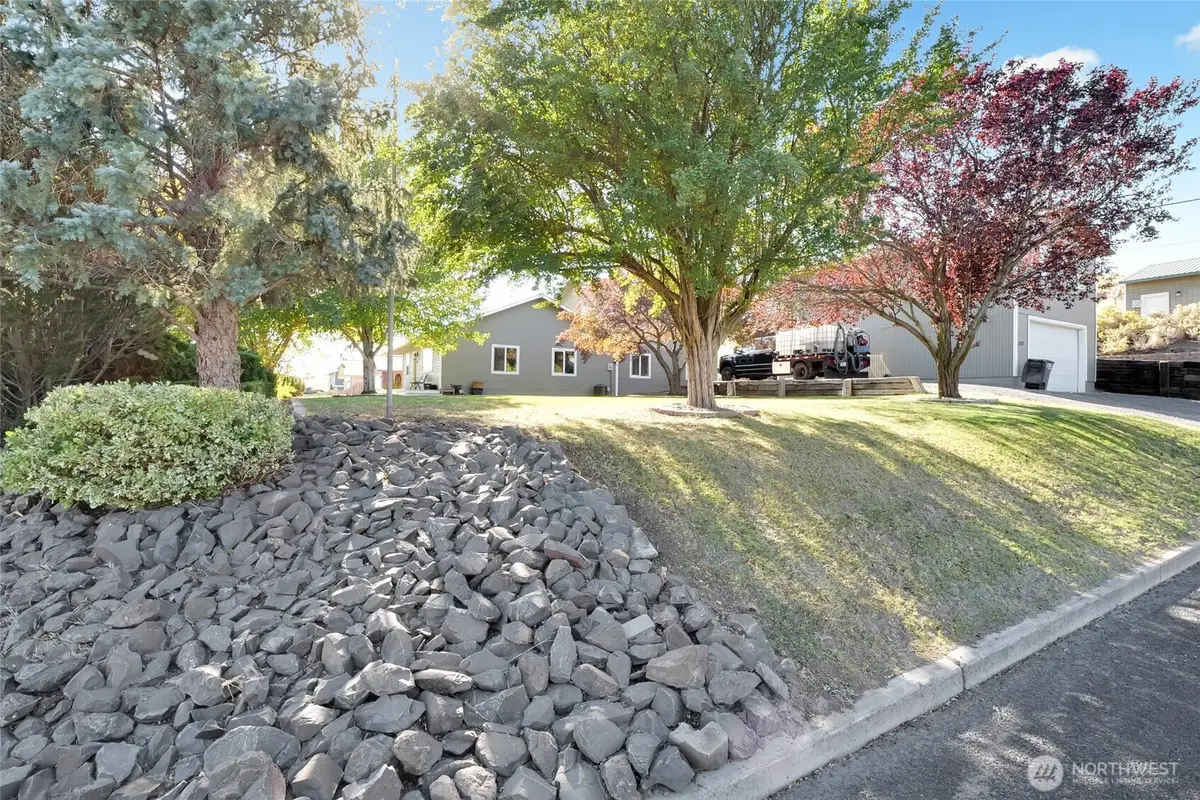 1411 D Street Sw, Ephrata, WA 98823 - #1