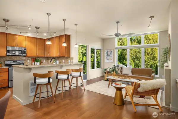 150 102nd Avenue Se #306, Bellevue, WA 98004