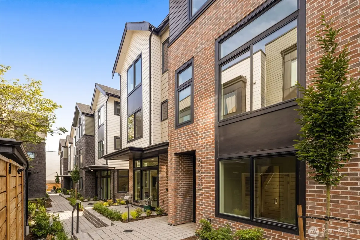 8323 12th Avenue Nw, Seattle, WA 98117 - #1