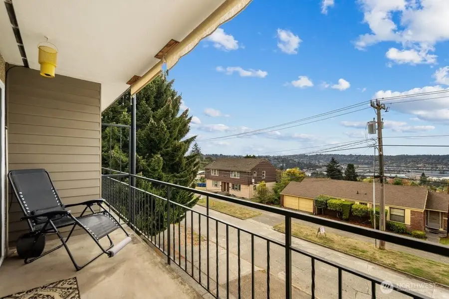 303 N 44th Street #203, Seattle, WA 98103 - #3