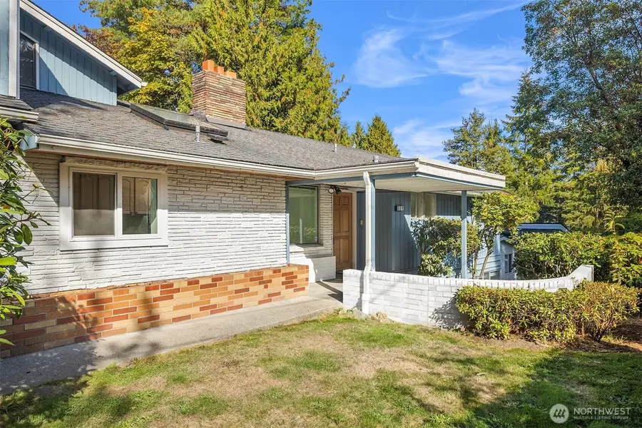 304 N Greenwood Drive, Shoreline, WA 98133 - #2