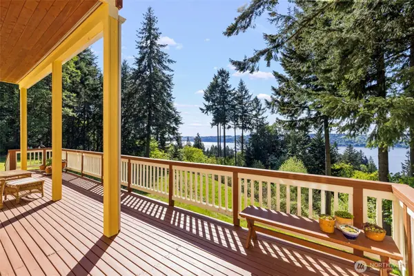 28525 143rd Avenue Sw, Vashon, WA 98070