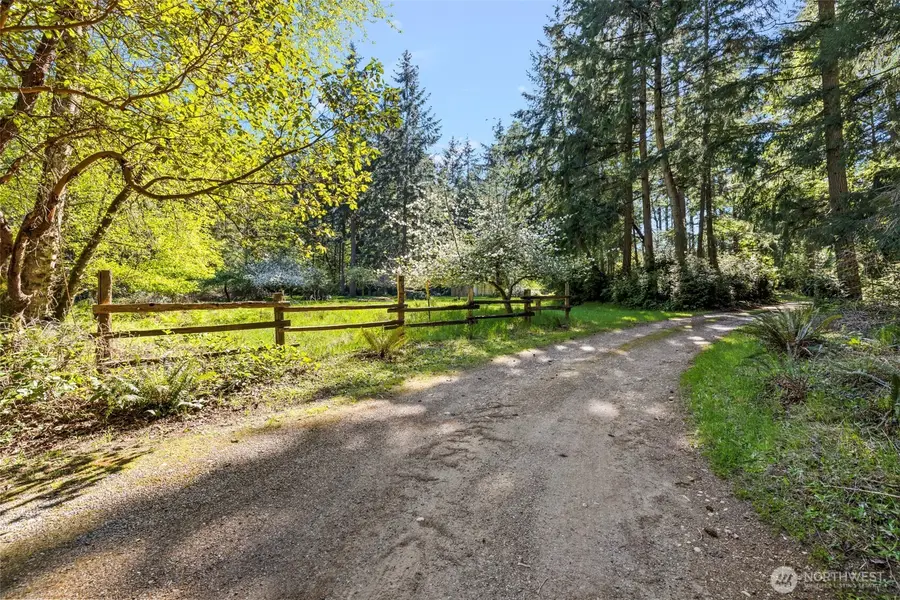 28525 143rd Avenue Sw, Vashon, WA 98070 - #3
