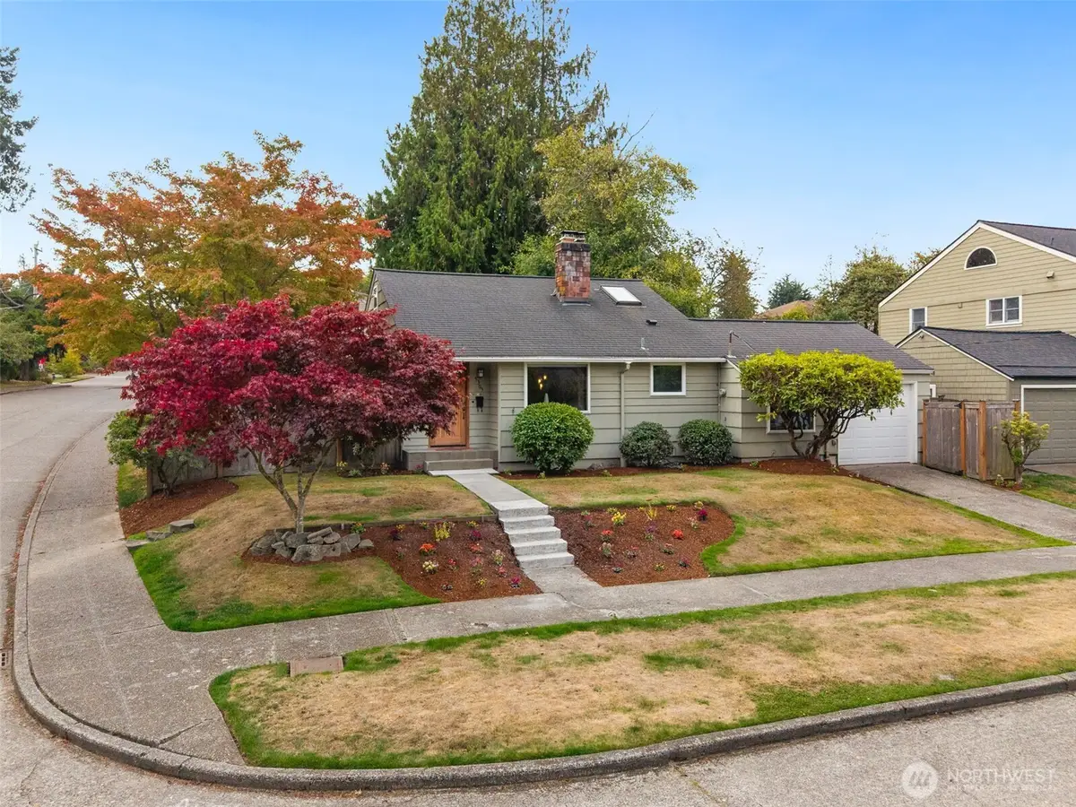 5305 SW Orleans Street, Seattle, WA 98116 - #1