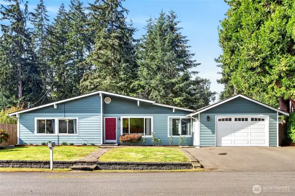 8819 123rd Avenue Se, Newcastle, WA 98056