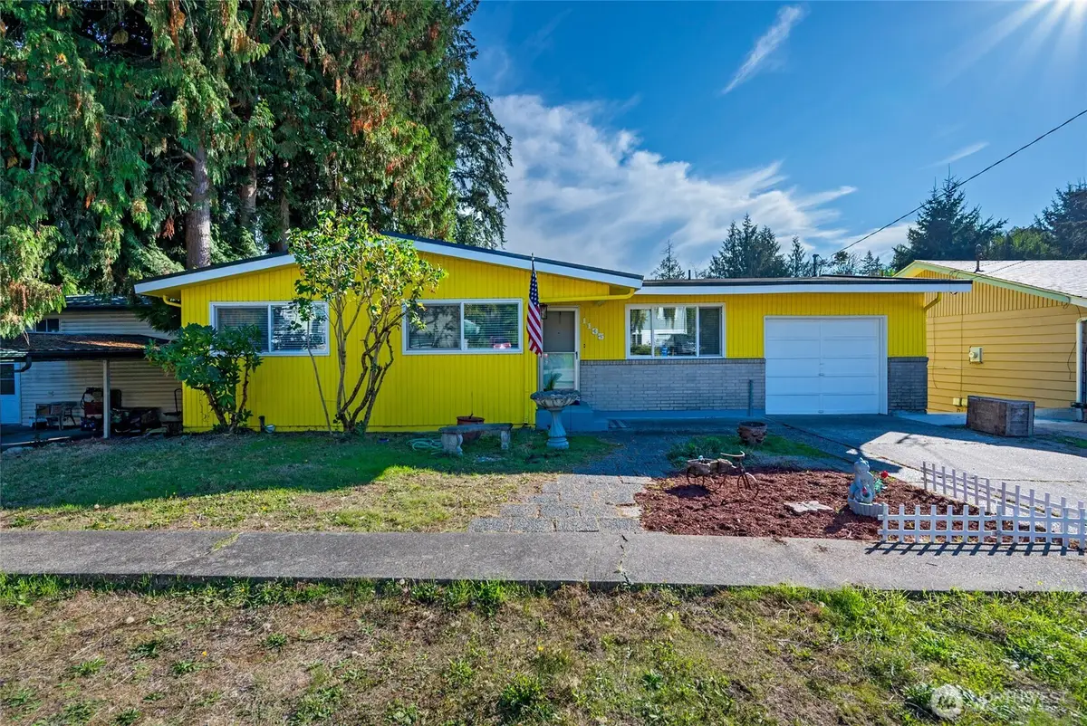 1135 S 204th Street, Seattle, WA 98198 - #1