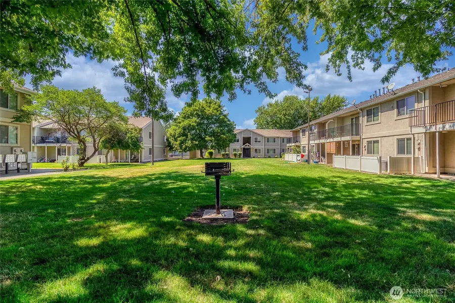 608 N Roosevelt Street #104, Walla Walla, WA 99362 - #3