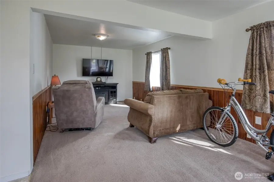1108 Stockwell Street, Aberdeen, WA 98520 - #3