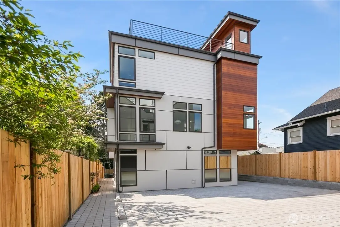 6211 9th Avenue Ne #A, Seattle, WA 98115 - #1
