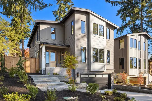 10932 102nd Avenue Ne, Kirkland, WA 98033
