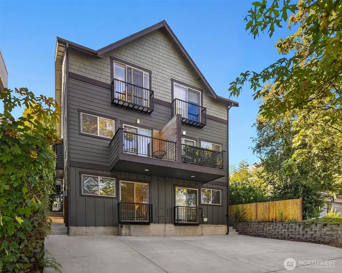218 24th Avenue E #A, Seattle, WA 98112 - #1