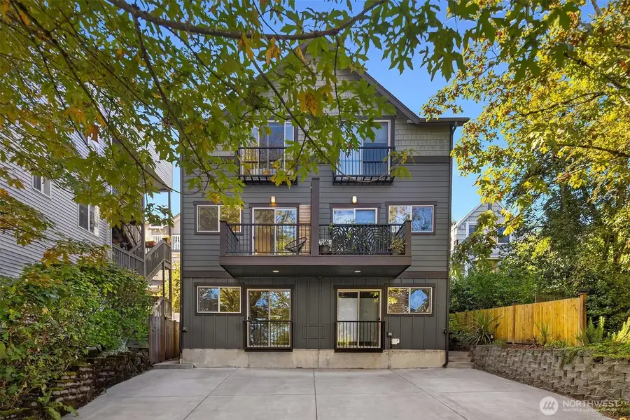 218 24th Avenue E #A, Seattle, WA 98112 - #3