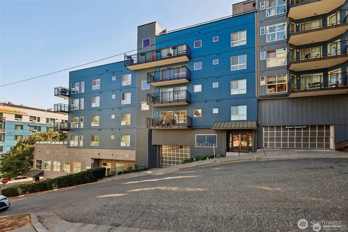 1425 Dexter Avenue N #611, Seattle, WA 98109 - #1