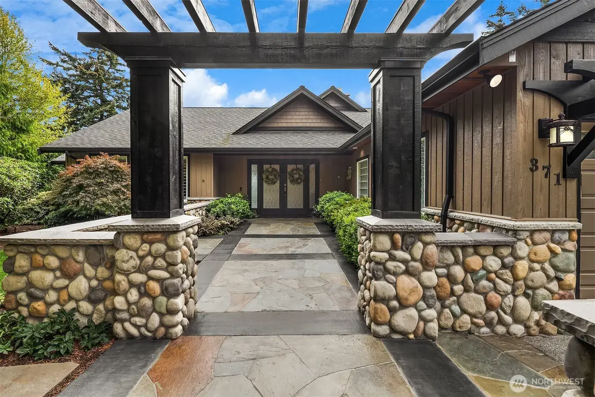 371 Vine Street, Camano Island, WA 98282 - #1