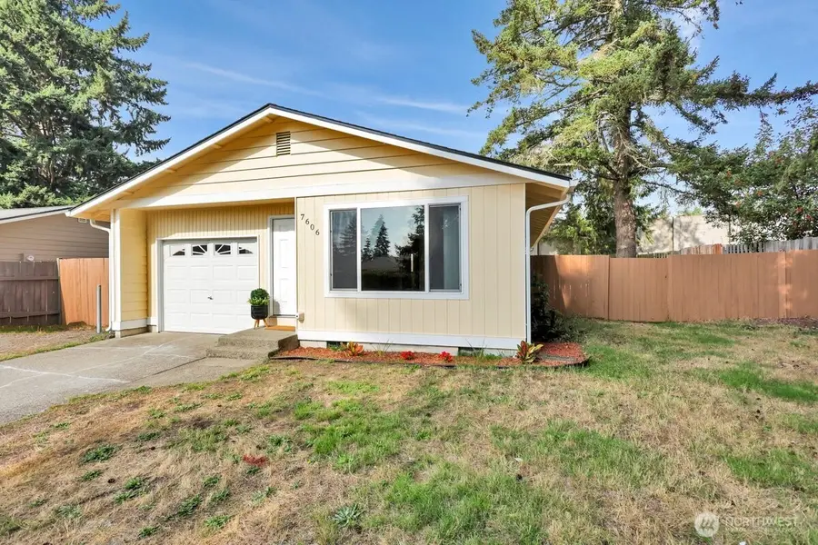 7606 14th Loop Ne, Olympia, WA 98516 - #2