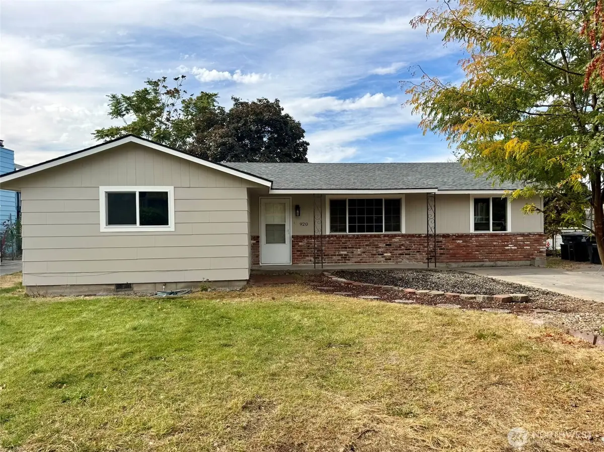 920 S Garden Drive, Moses Lake, WA 98837 - #1