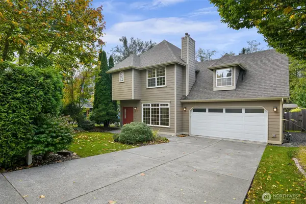 910 31st Place, Bellingham, WA 98225