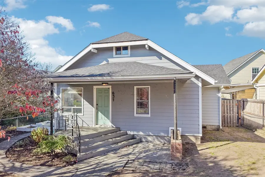 631 19th Avenue, Longview, WA 98632 - #2