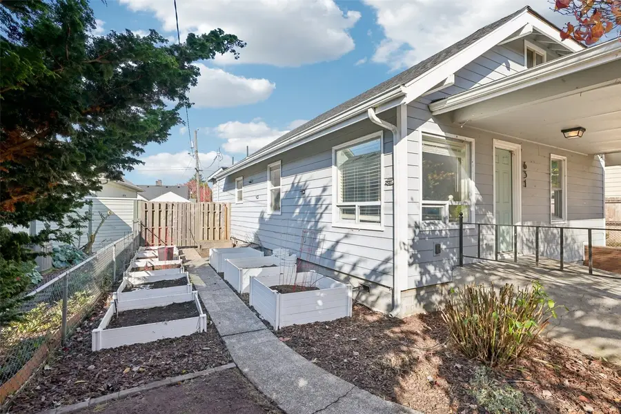 631 19th Avenue, Longview, WA 98632 - #3