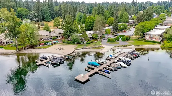 3834 175th Avenue Ne #G16, Redmond, WA 98052