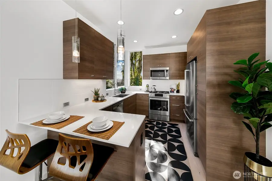 208 16th Avenue #E, Seattle, WA 98122 - #3