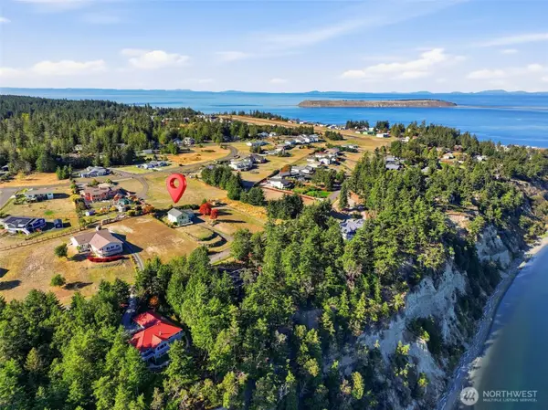 342 Discovery View Drive, Sequim, WA 98382