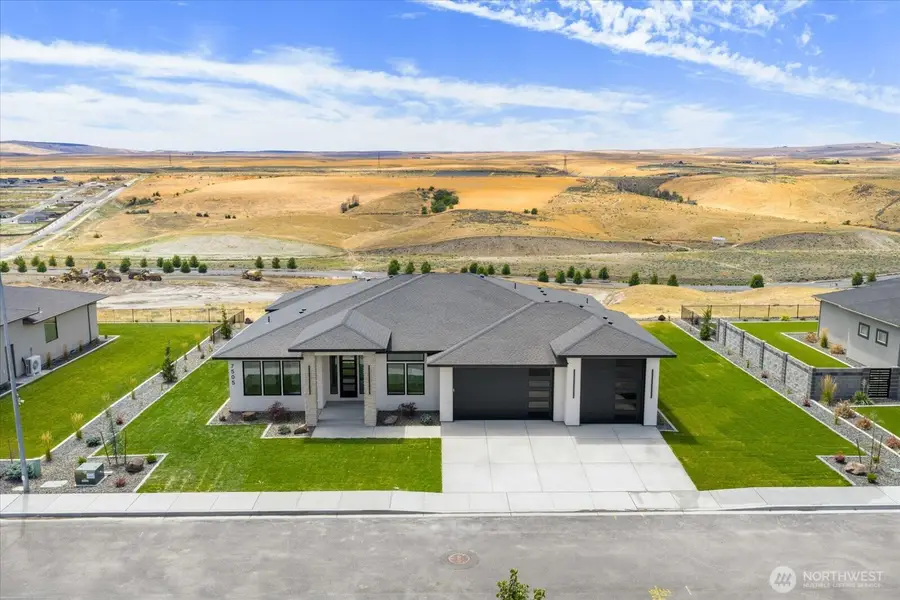 7505 W 23rd Avenue, Kennewick, WA 99338 - #2