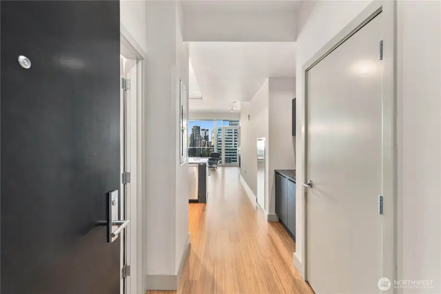 737 Olive Way #2607, Seattle, WA 98101 - #2
