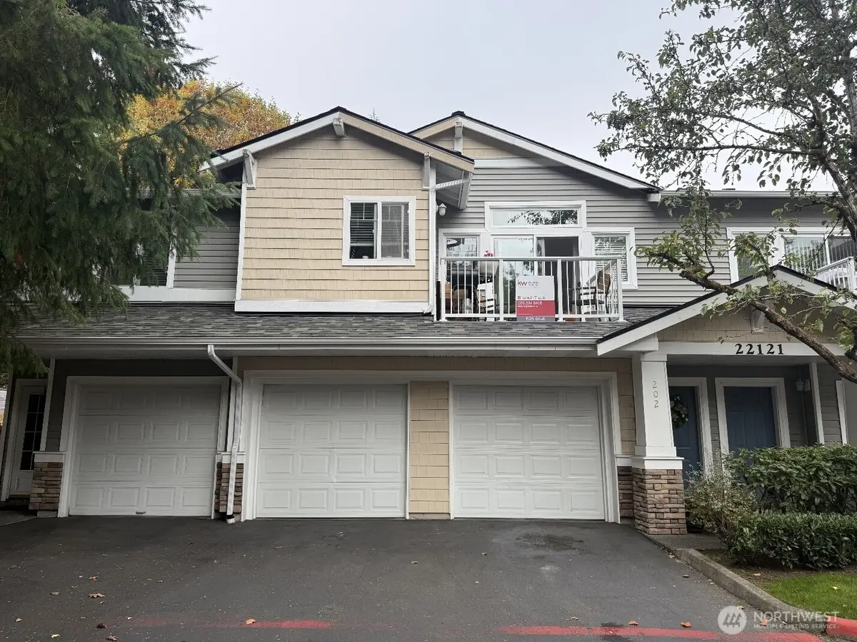 22121 41st Place S #202, Kent, WA 98032 - #1