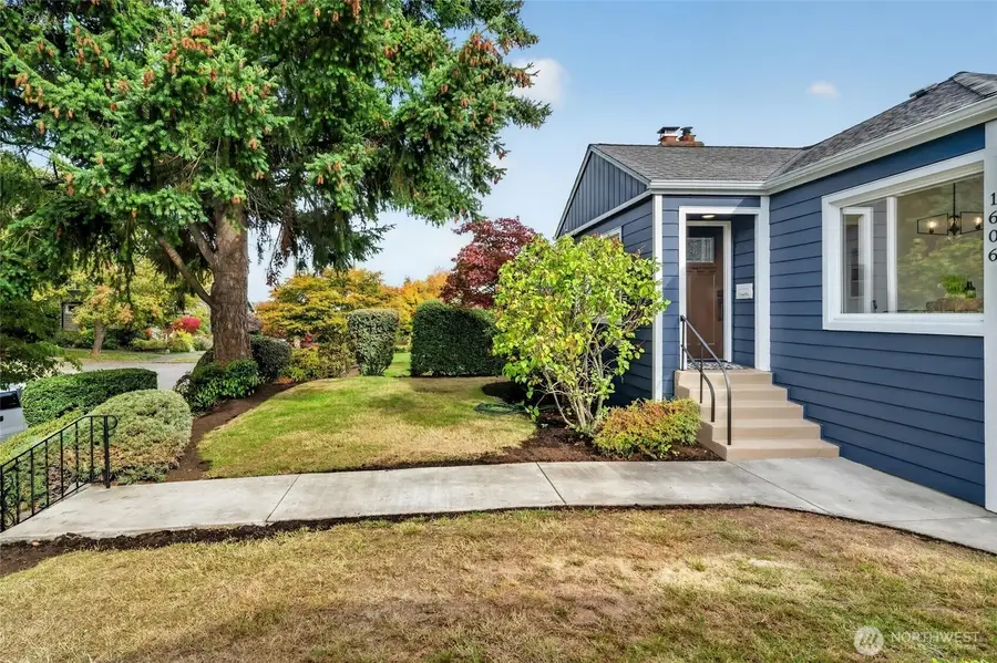 1606 42nd Avenue Sw, Seattle, WA 98116 - #2