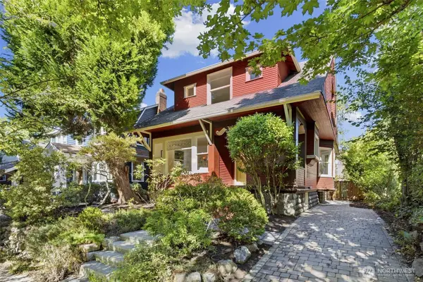 5246 12th Avenue Ne, Seattle, WA 98105