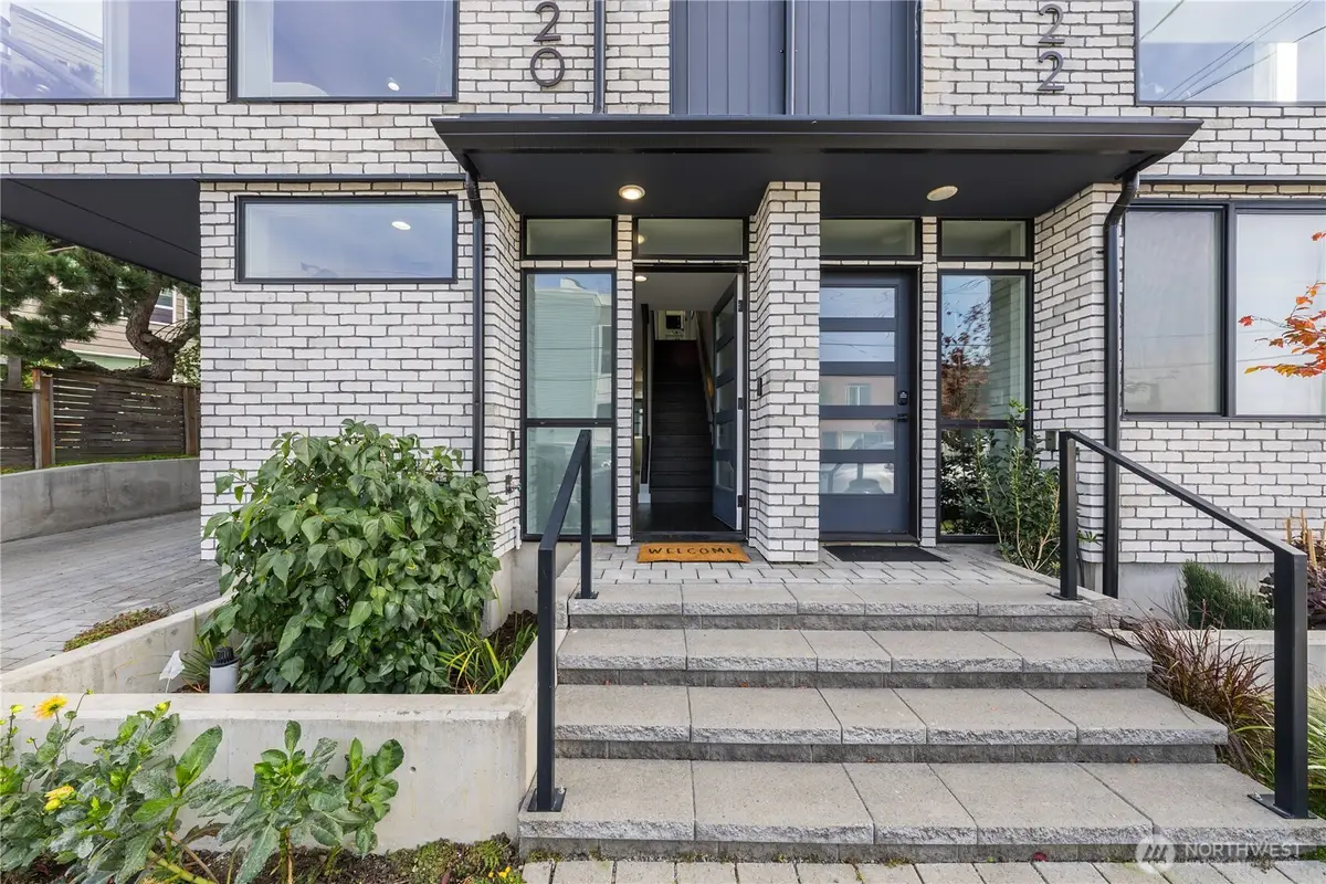 4020 Beach Drive Sw, Seattle, WA 98116 - #1