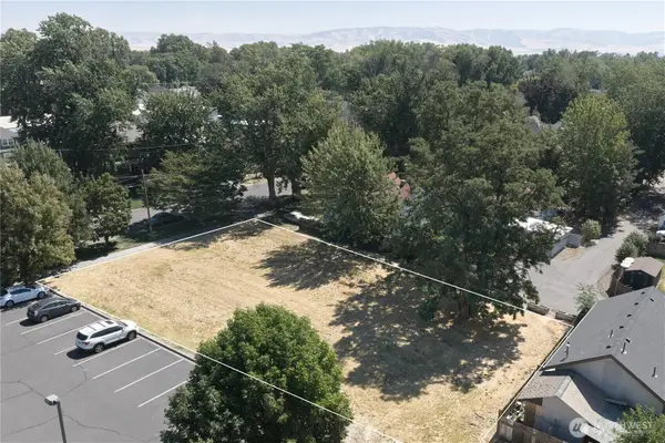 328 S 3rd Street, Walla Walla, WA 99362