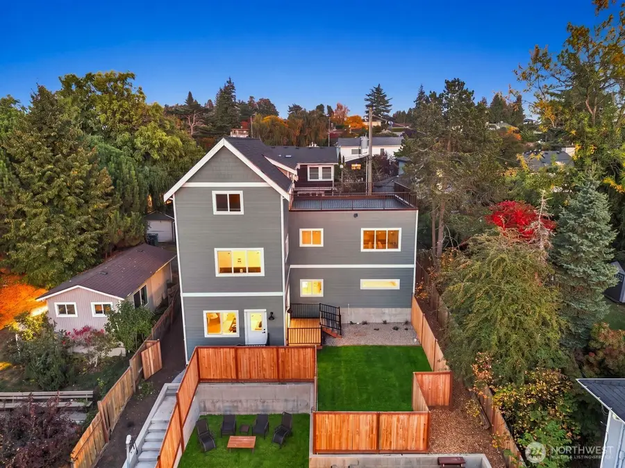 5812 57th Avenue Ne, Seattle, WA 98105 - #2