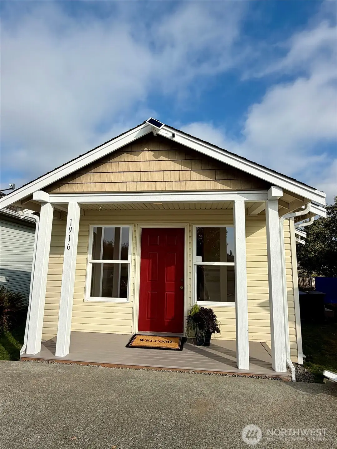 1916 N 30th Street, Mount Vernon, WA 98273 - #1