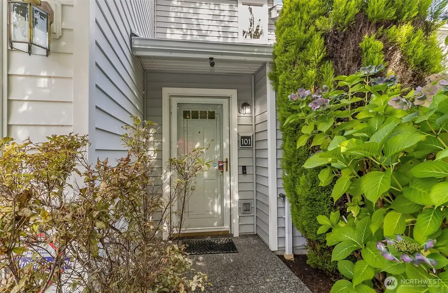 10030 Holly Drive #101, Everett, WA 98204 - #3