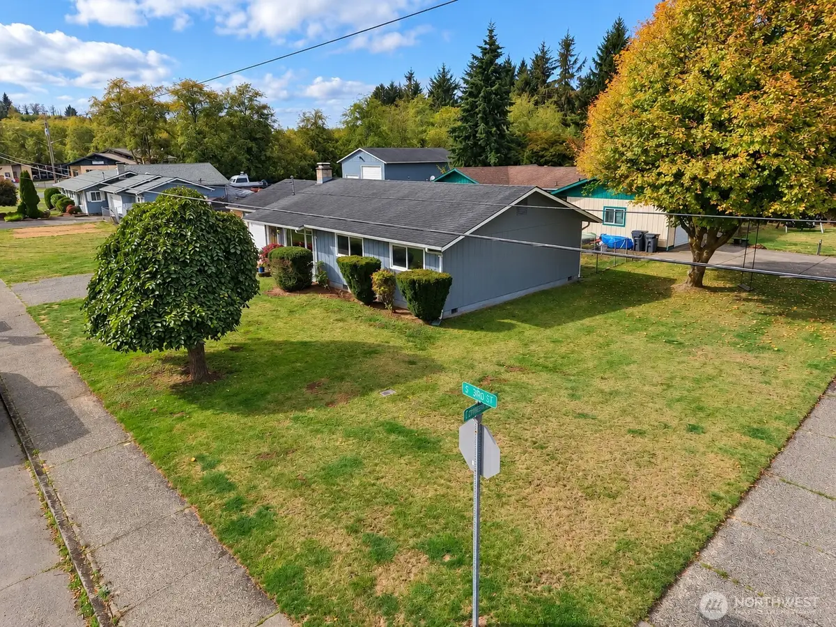 306 J Street, Cosmopolis, WA 98537 - #1