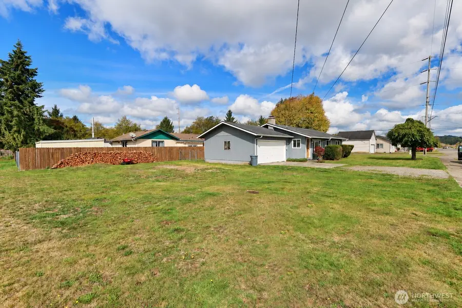 306 J Street, Cosmopolis, WA 98537 - #3
