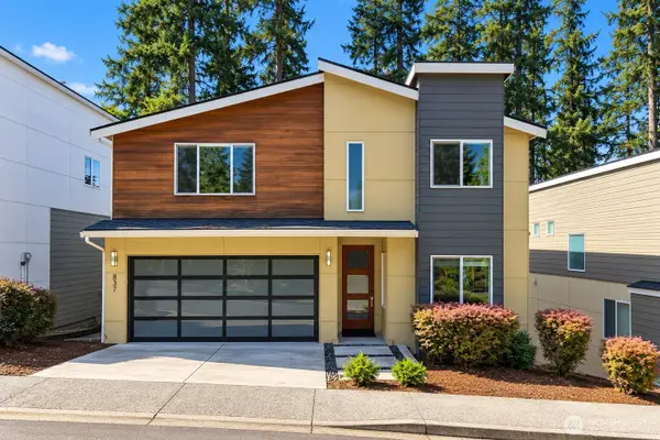 837 206th Ave Ne, Sammamish, WA 98074