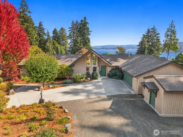 22902 104th Avenue Sw, Vashon, WA 98070