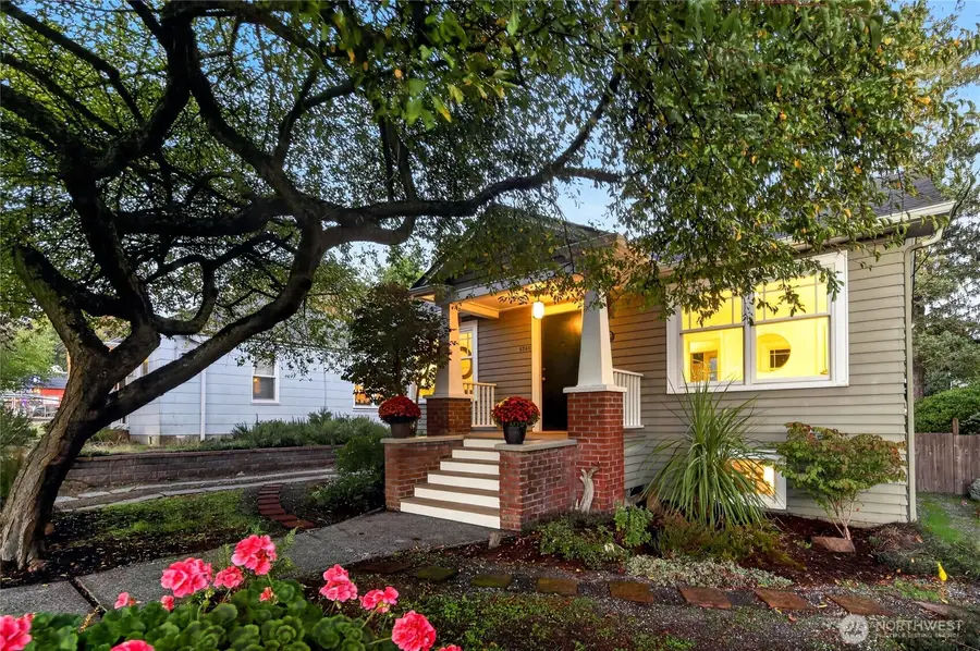 6246 7th Avenue Nw, Seattle, WA 98107 - #2