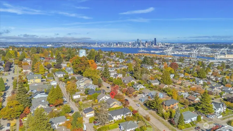 4049 40th Avenue Sw, Seattle, WA 98116 - #2