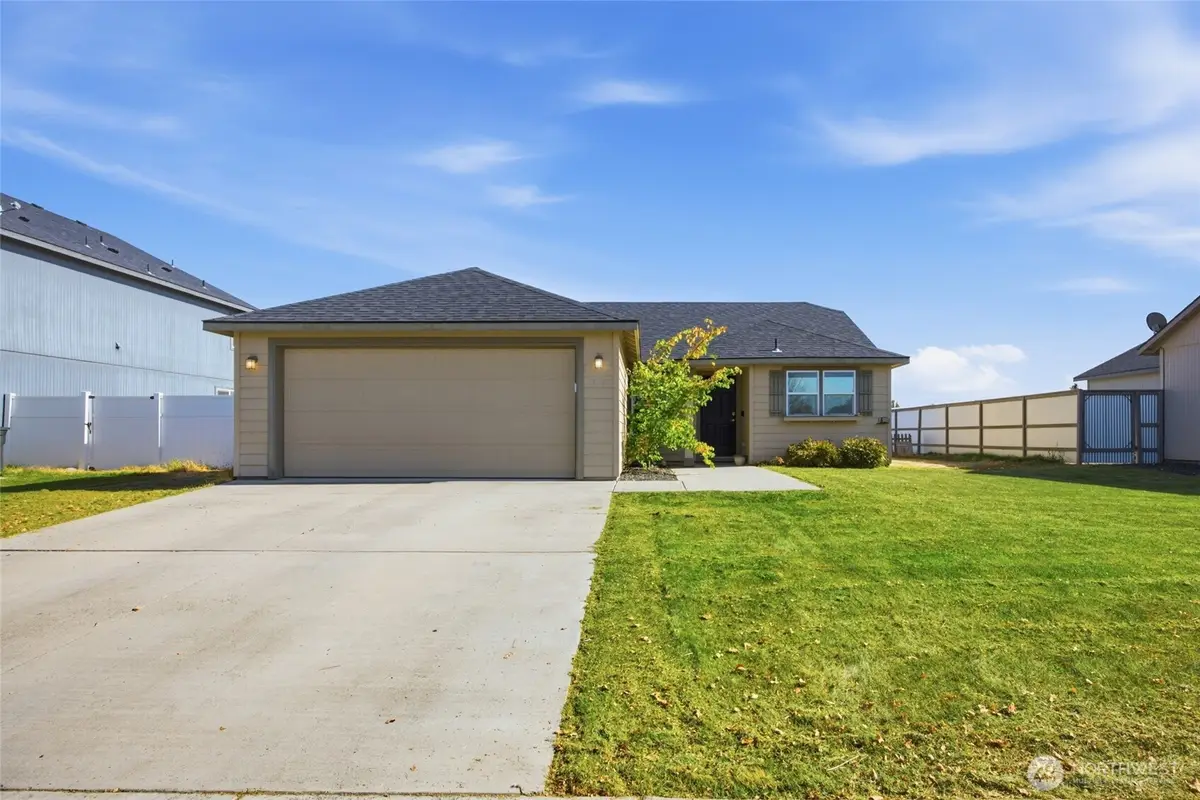 715 S Rees Street, Moses Lake, WA 98837 - #1