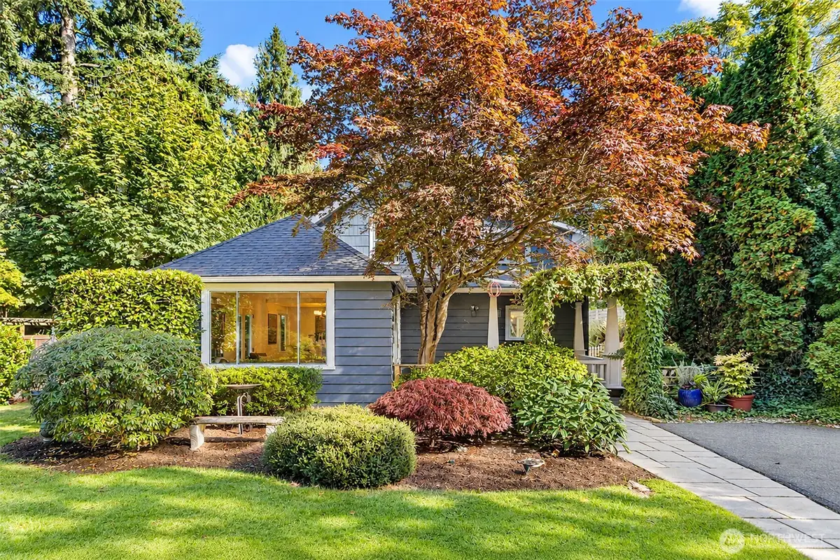 8542 32nd Avenue Nw, Seattle, WA 98117 - #1